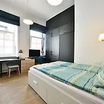 アパート Domillion Duplex 11 Ppl 4baths Vokieciu V10c ヴィリニュス