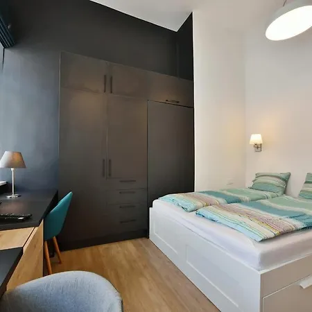 Апартаменти Domillion Duplex 11 Ppl 4baths Vokieciu V10c